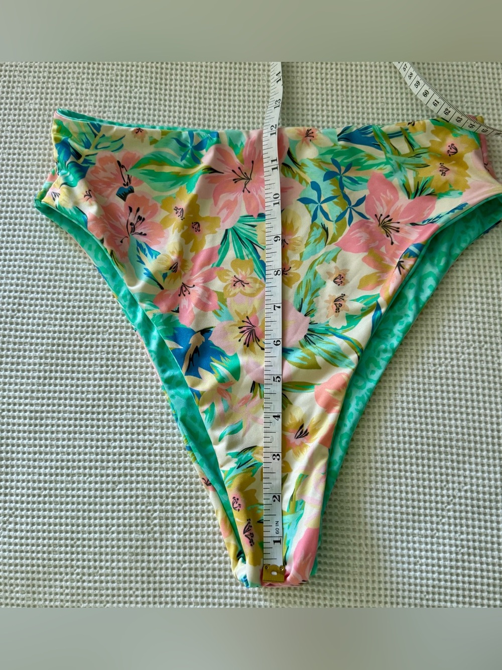 Billabong Sweet Tropics Rev Rise Bikini Bottom Size M high rise - Picture 11 of 13